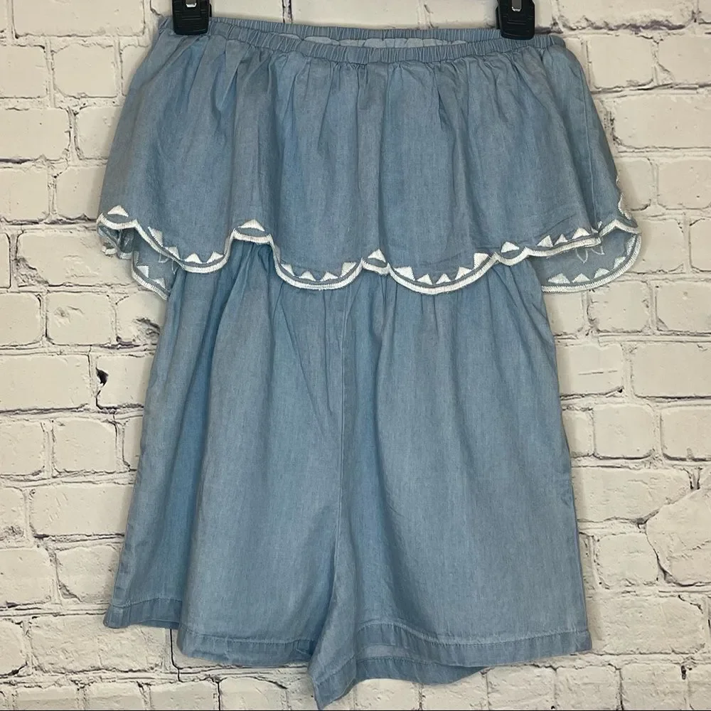 Off-Shoulder Romper - Picture 3 of 6